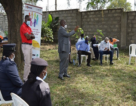 Building Trust Between Young People and Police in Kenya